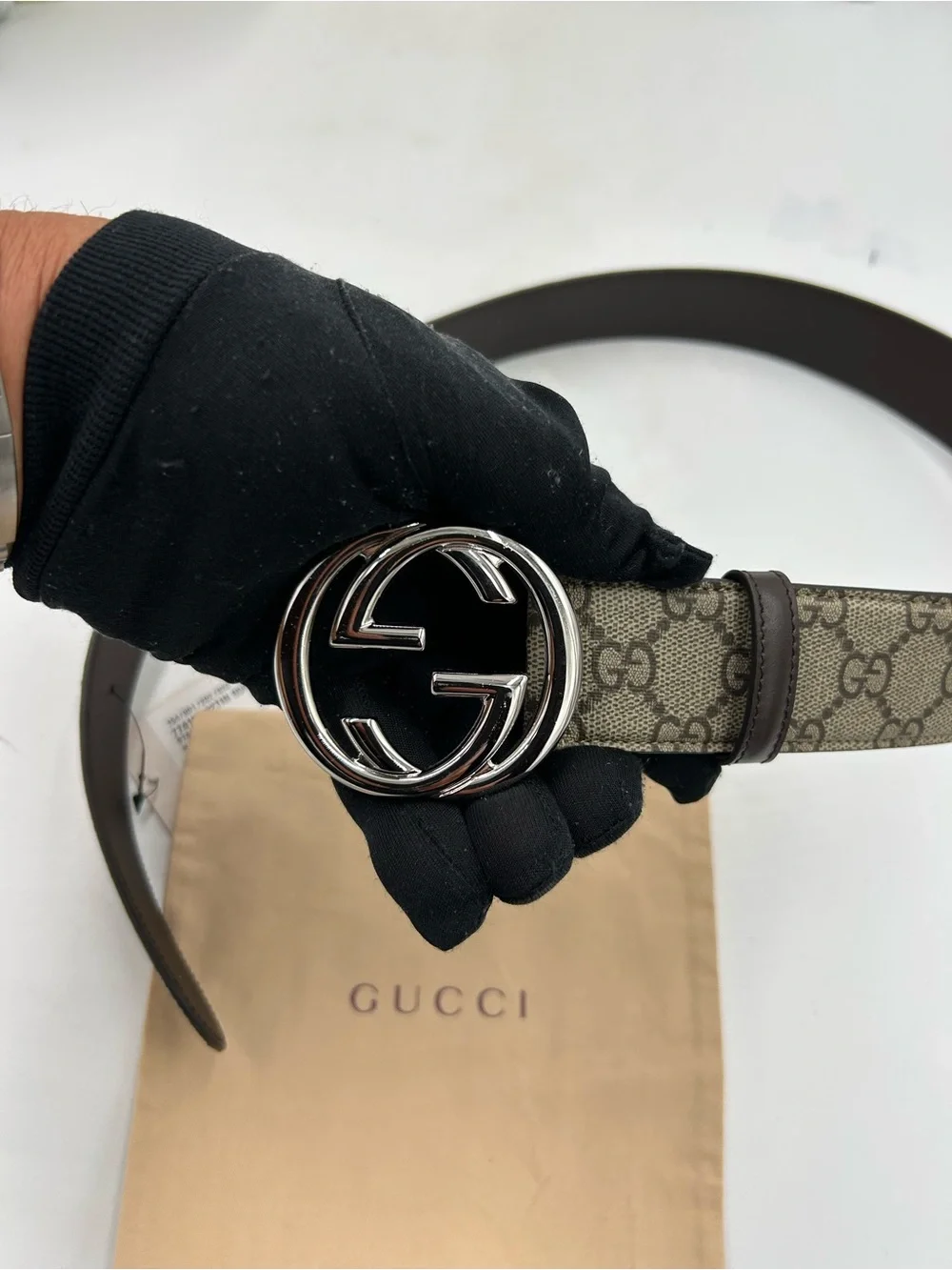 Men's Gucci GG Supreme belt interlocking G buckle size 80/32 inches made Italy